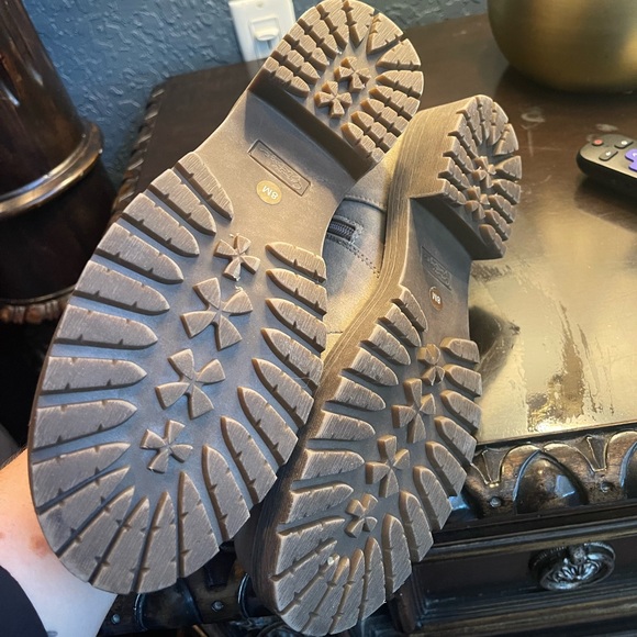 Couture vintage boots, beige, size 8 - Picture 6 of 6